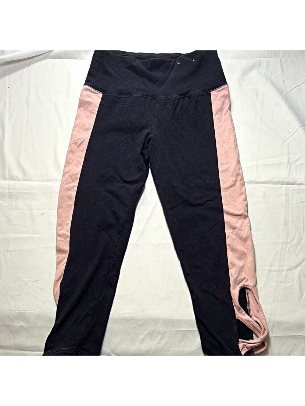 flirtitude ACTIVE Yoga Crop Leggings M Black Pink Colorblock High Rise Cut-Out